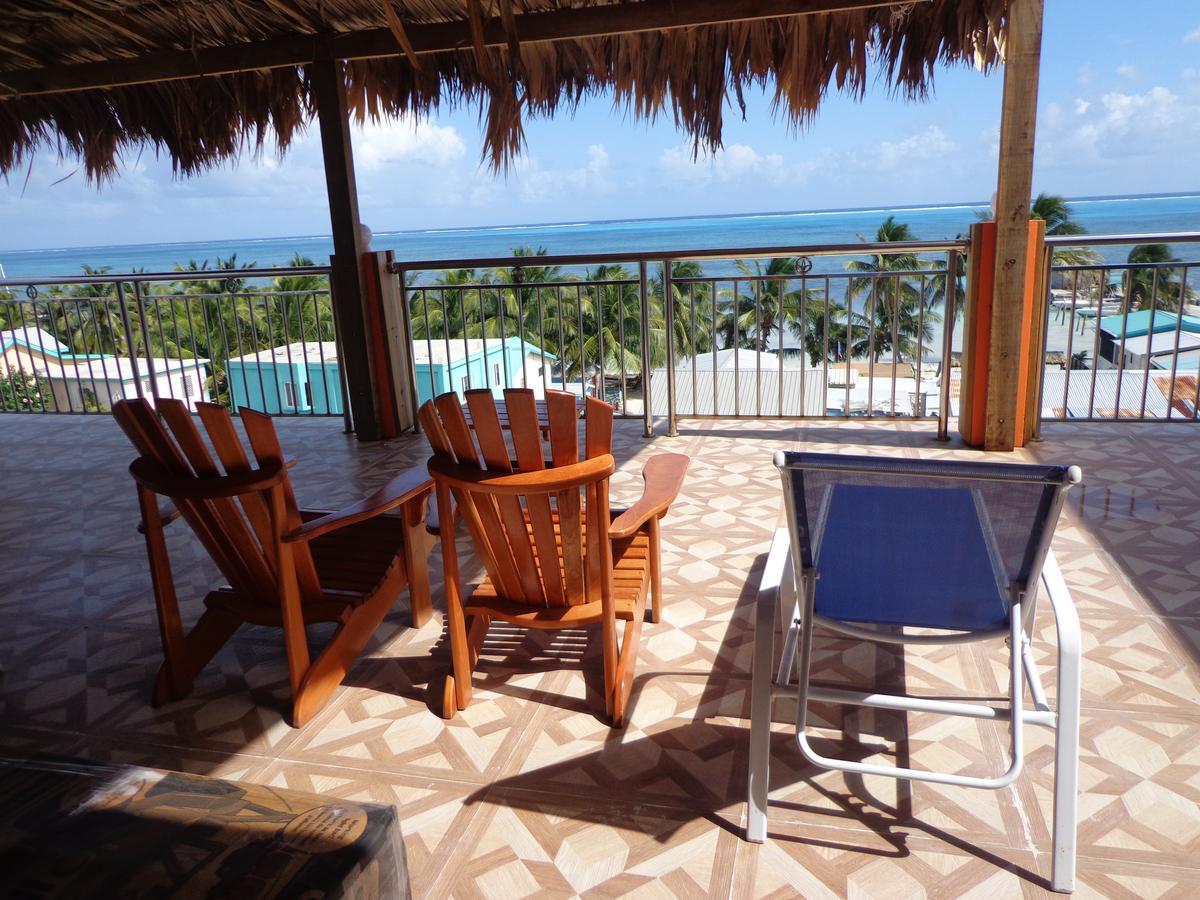 Enjoy Hotel Caye Caulker Exterior photo